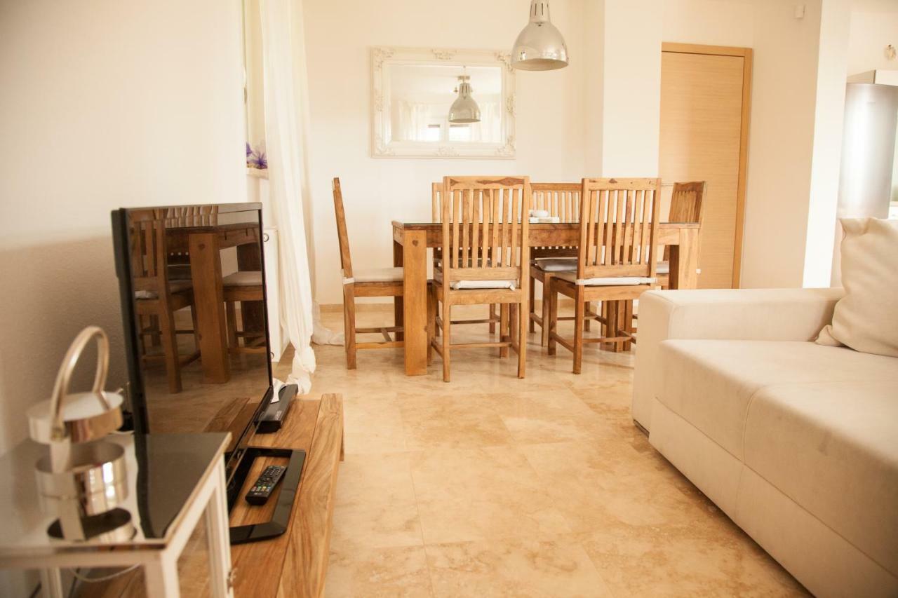 סטרוניאן Apartment In Villa, Near Piran מראה חיצוני תמונה